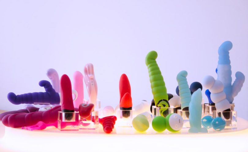 juguetes sexuales que debes comenzar a usar - sexologas online